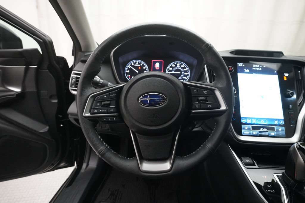 Certified 2025 Subaru Outback Limited AWD/4WD image 4