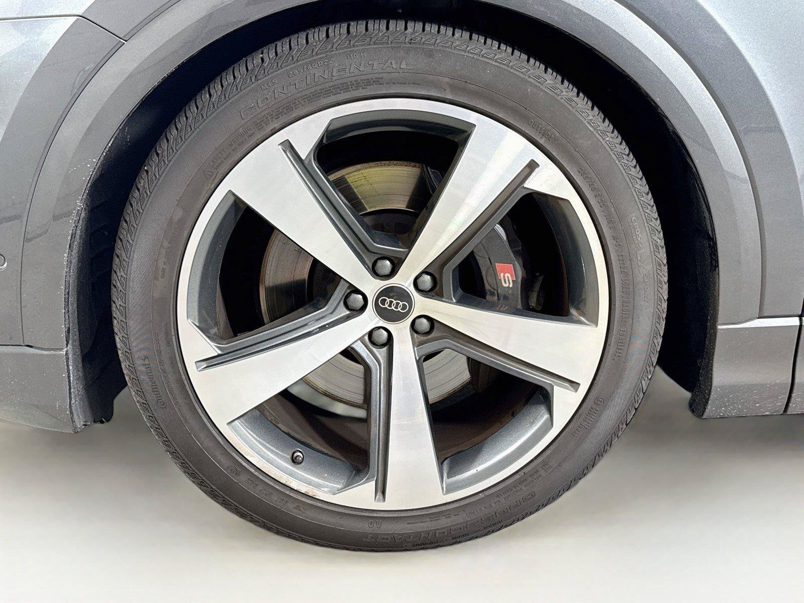 Used 2024 Audi SQ8 Prestige AWD/4WD image 19