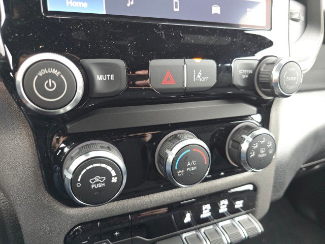 New 2026 RAM 1500 Classic Warlock image 33