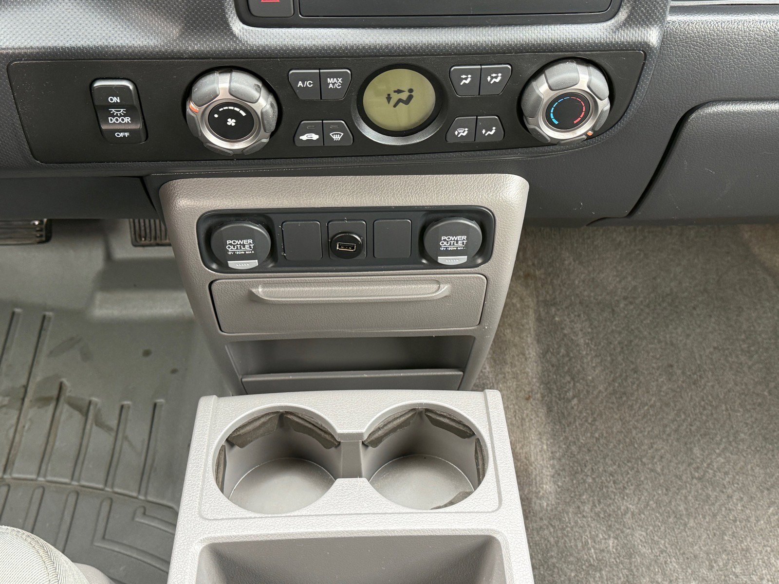 Used 2013 Honda Ridgeline RTS image 28