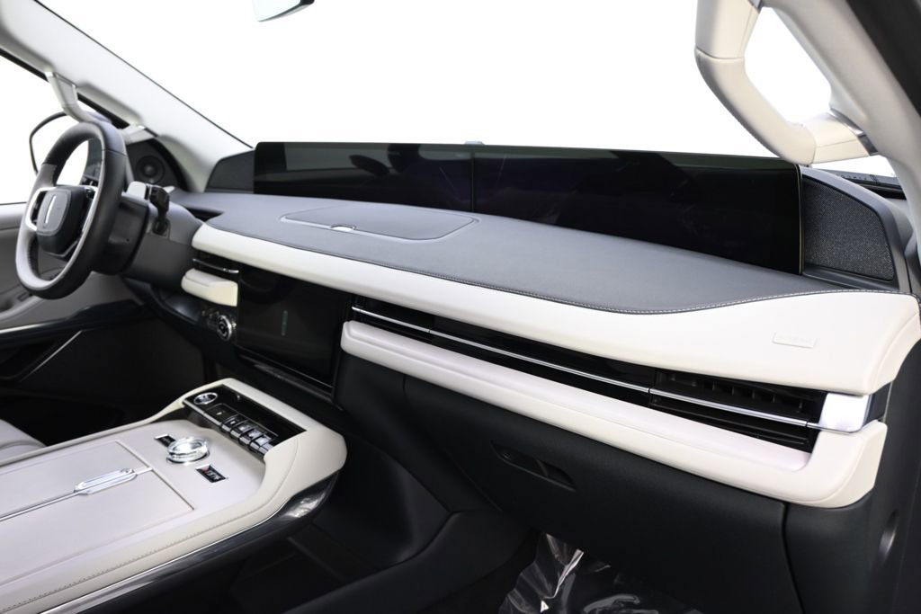 New 2026 Lincoln Navigator Reserve w/ Jet Appearance Package image 15