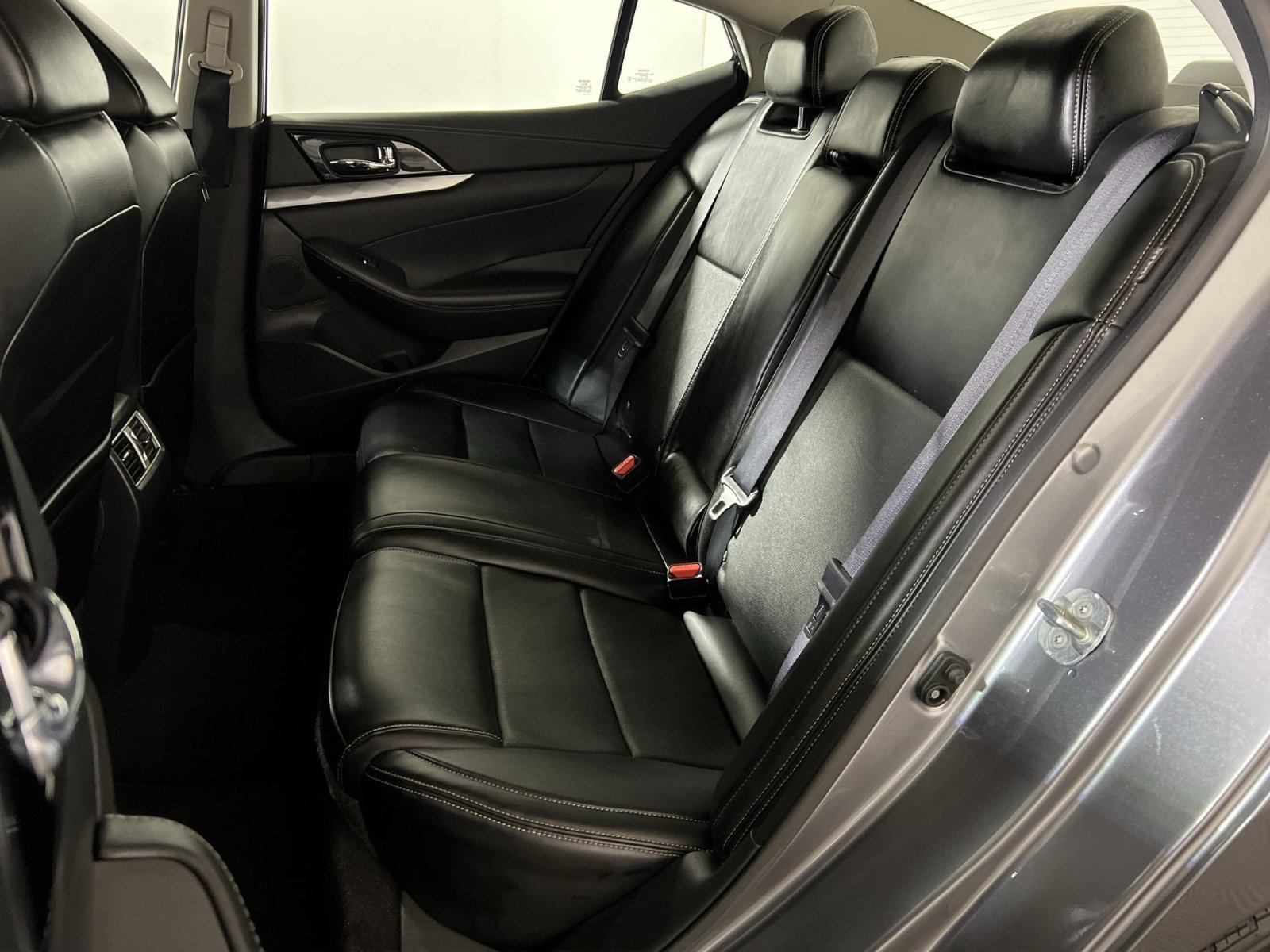 Used 2023 Nissan Maxima SV w/ Floor Mat Group image 23