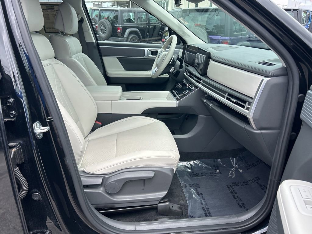 Used 2024 Hyundai Santa Fe SEL image 23