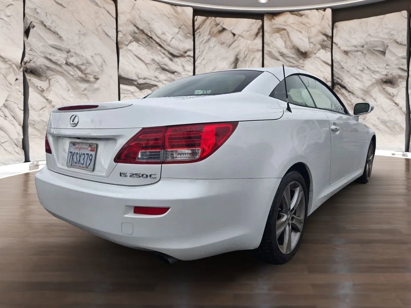 Used 2014 Lexus IS 250C w/ Luxury Package RWD image 6