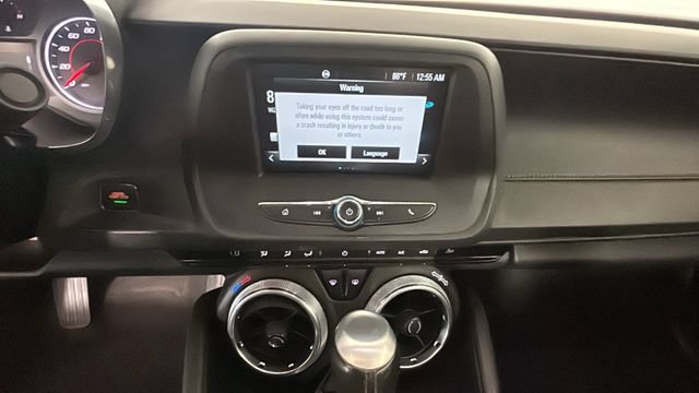 Used 2016 Chevrolet Camaro LT RWD image 23