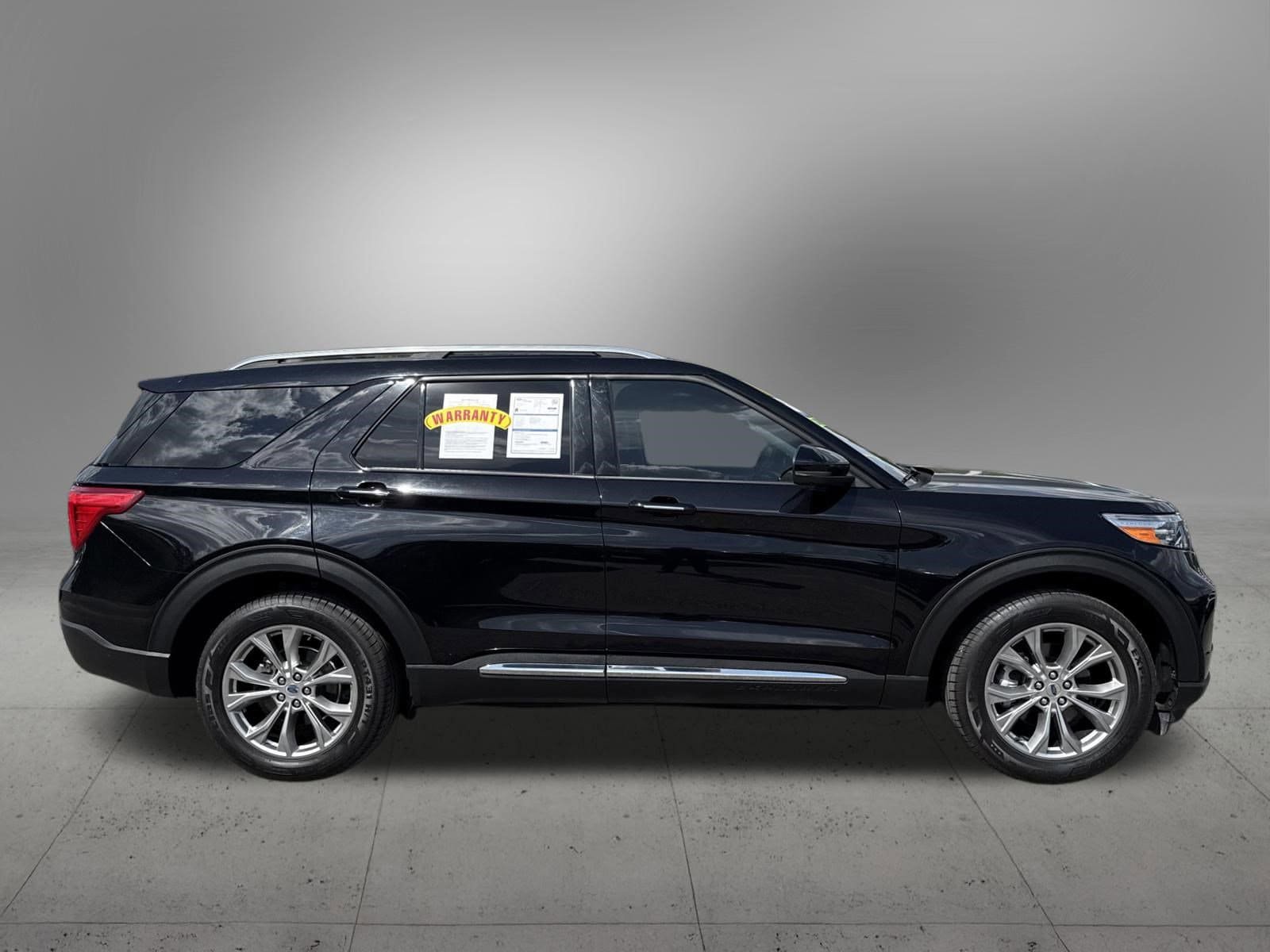Certified 2023 Ford Explorer Limited w/ Limited Technology Package AWD/4WD image 5