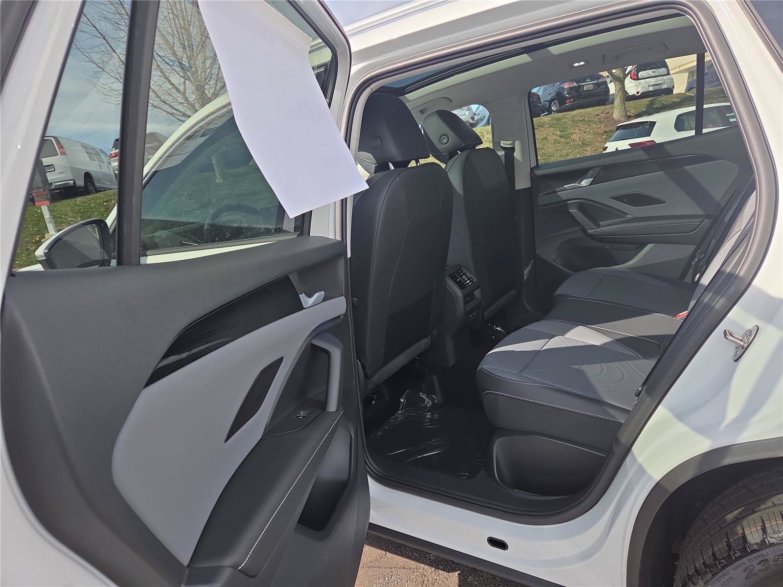 New 2026 Volkswagen Tiguan SE AWD/4WD image 22