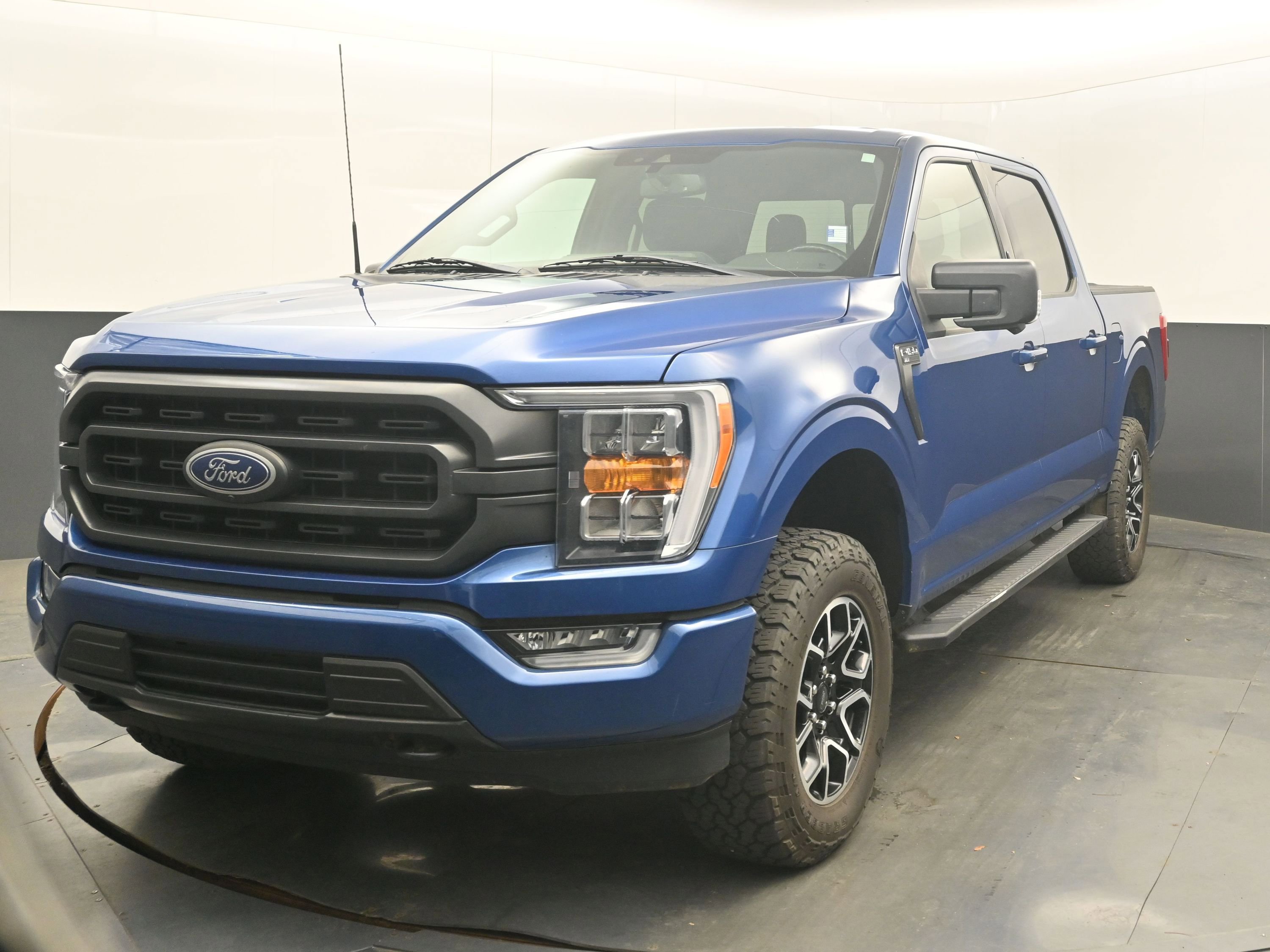 Used 2023 Ford F150 XLT w/ Equipment Group 302A High AWD/4WD image 4
