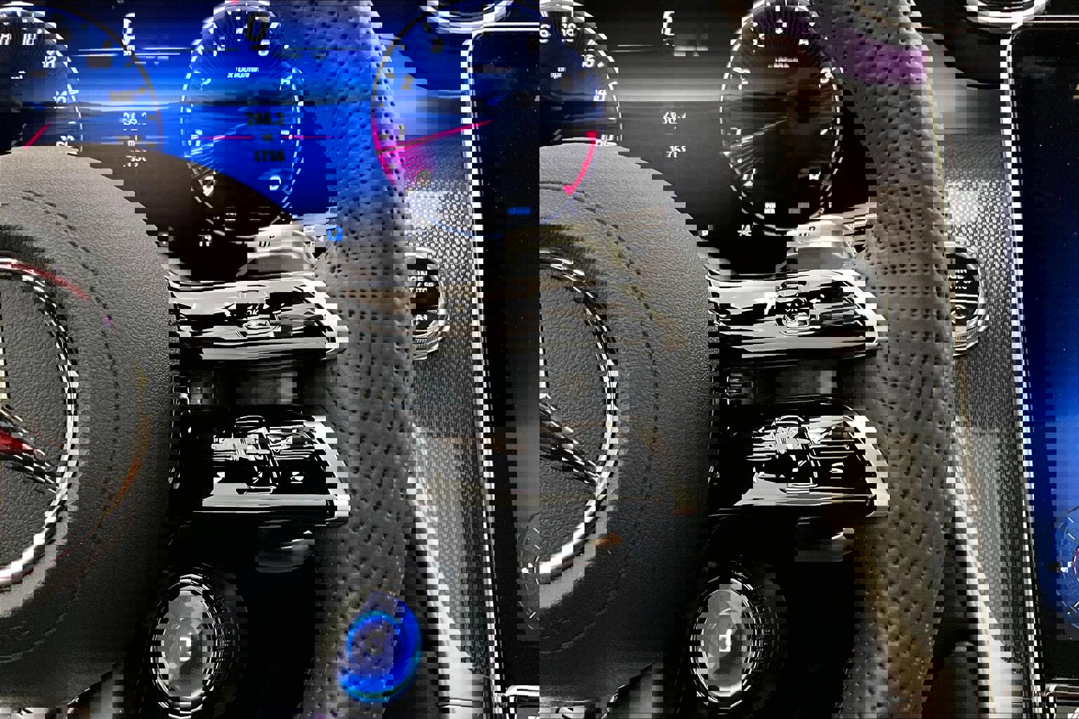 Used 2026 Mercedes-Benz GLC 43 AMG 4MATIC image 21