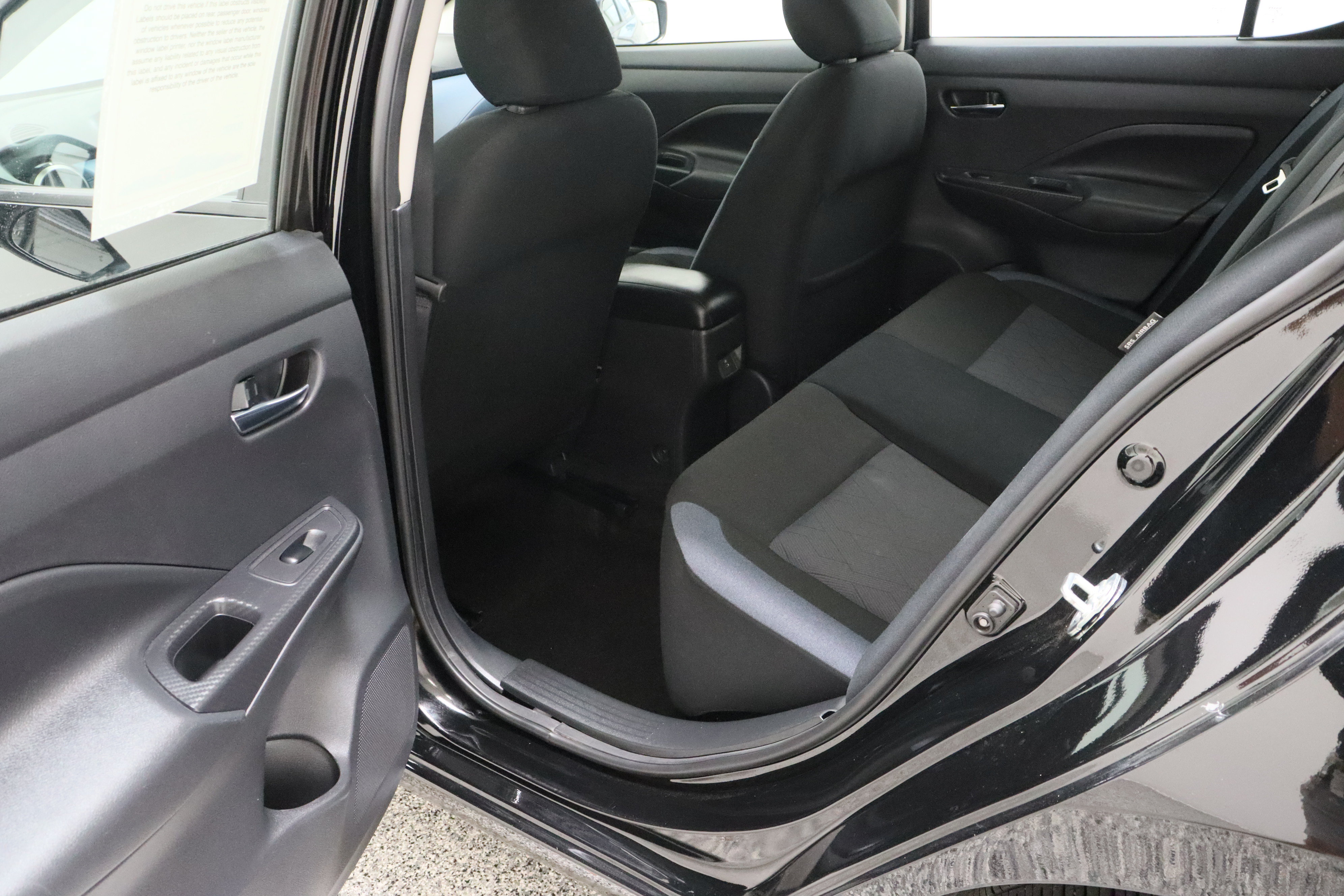 Used 2025 Nissan Versa SV FWD image 26