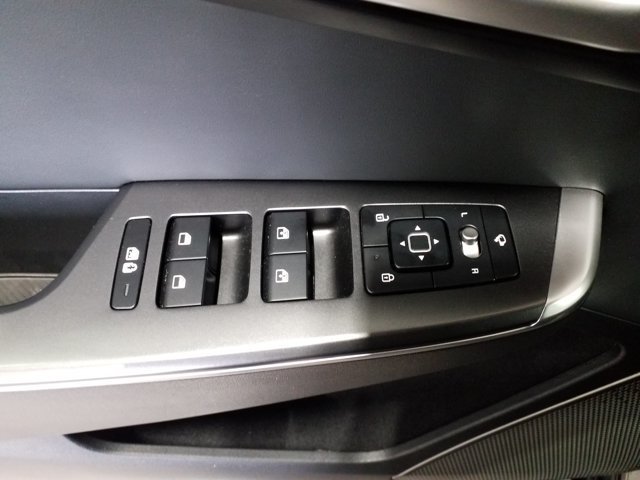 Used 2024 Kia EV6 Wind w/ Wind Technology Package AWD/4WD image 11