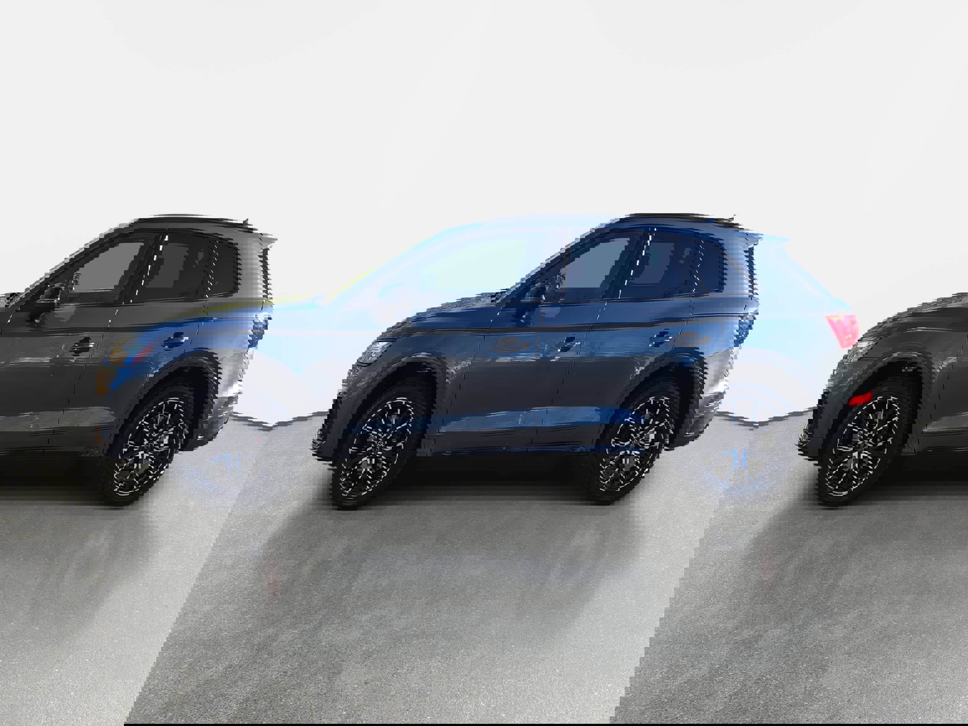 Used 2023 Audi SQ5 Premium Plus w/ Premium Plus Package image 8