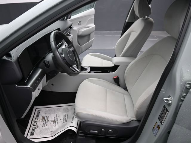 Used 2024 Hyundai Kona SEL image 12