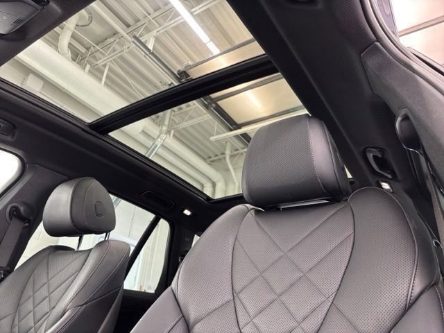 Used 2023 BMW X5 xDrive40i AWD/4WD image 19