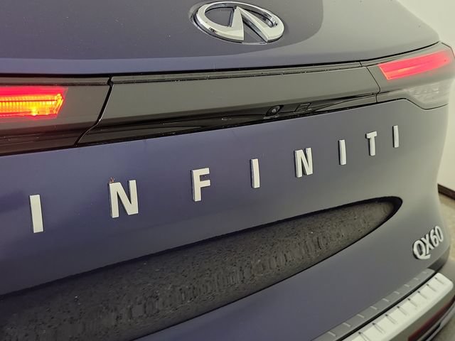 Certified 2025 INFINITI QX60 Luxe w/ Cargo Package AWD/4WD image 5