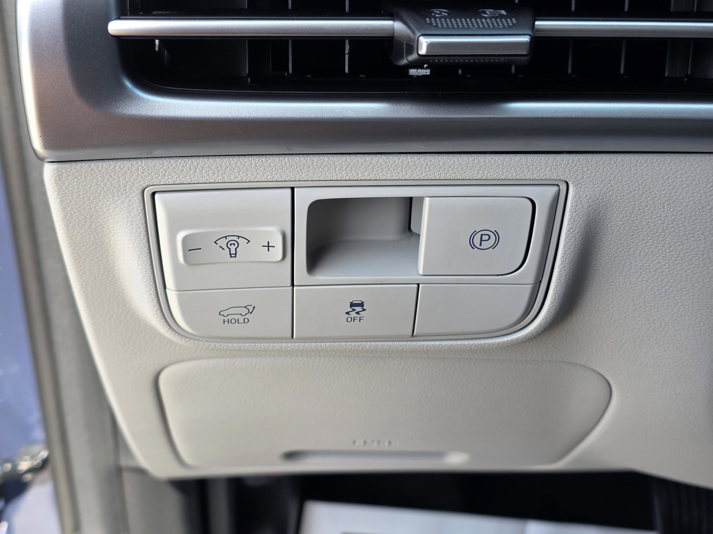 New 2026 Hyundai Tucson Limited image 39