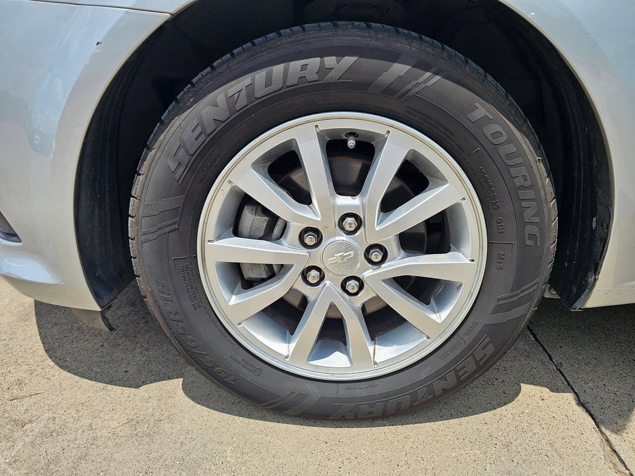 Used 2019 Chevrolet Sonic LT w/ Convenience Package FWD image 13