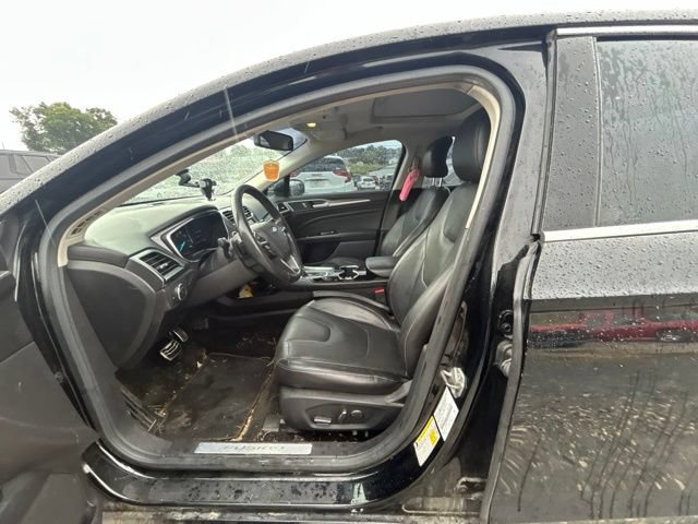 Used 2016 Ford Fusion Titanium FWD image 15