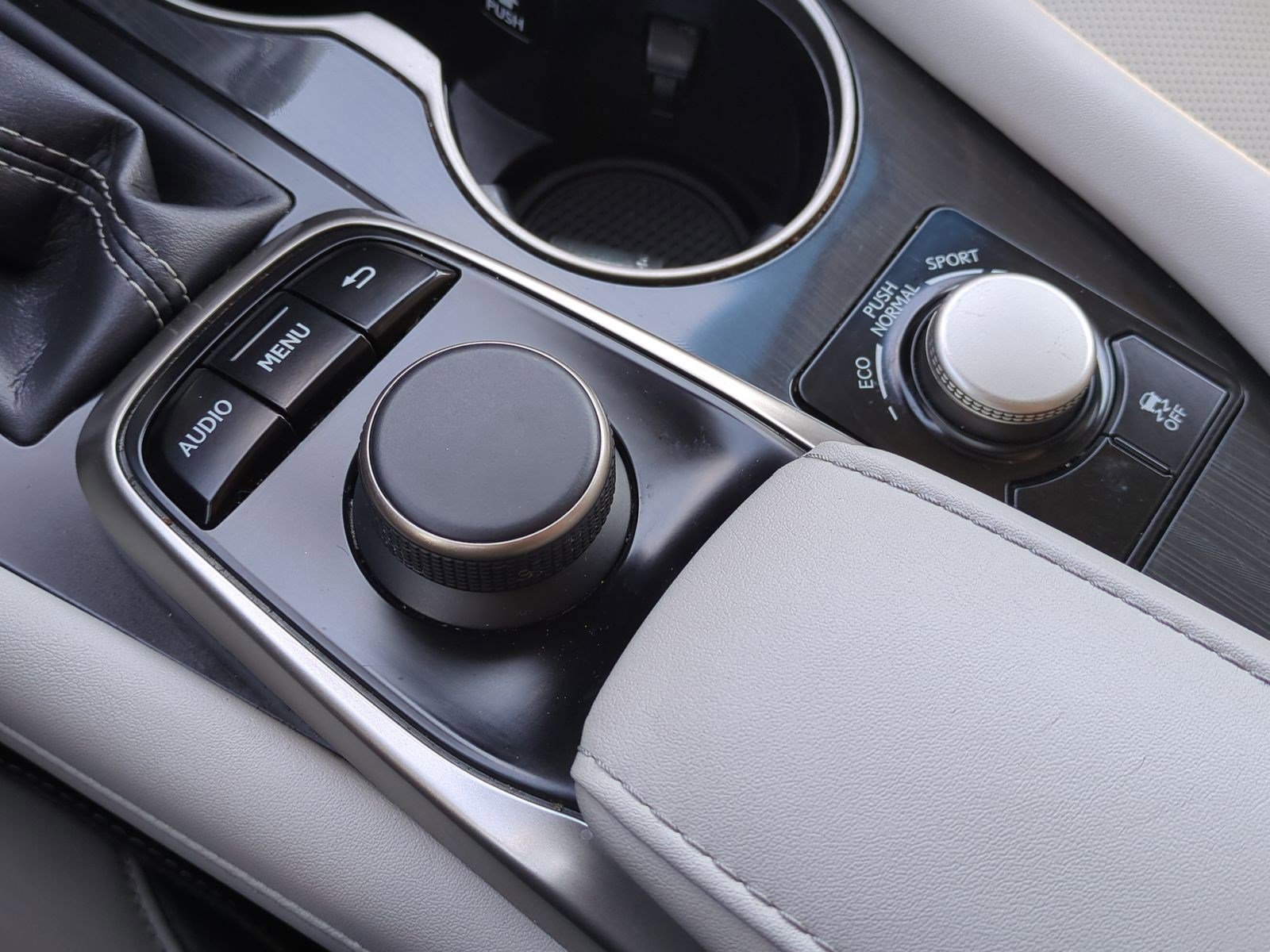 Used 2019 Lexus RX 350 FWD w/ Accessory Package image 30