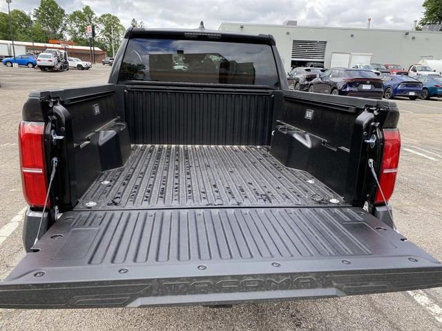 New 2026 Toyota Tacoma SR5 AWD/4WD image 5