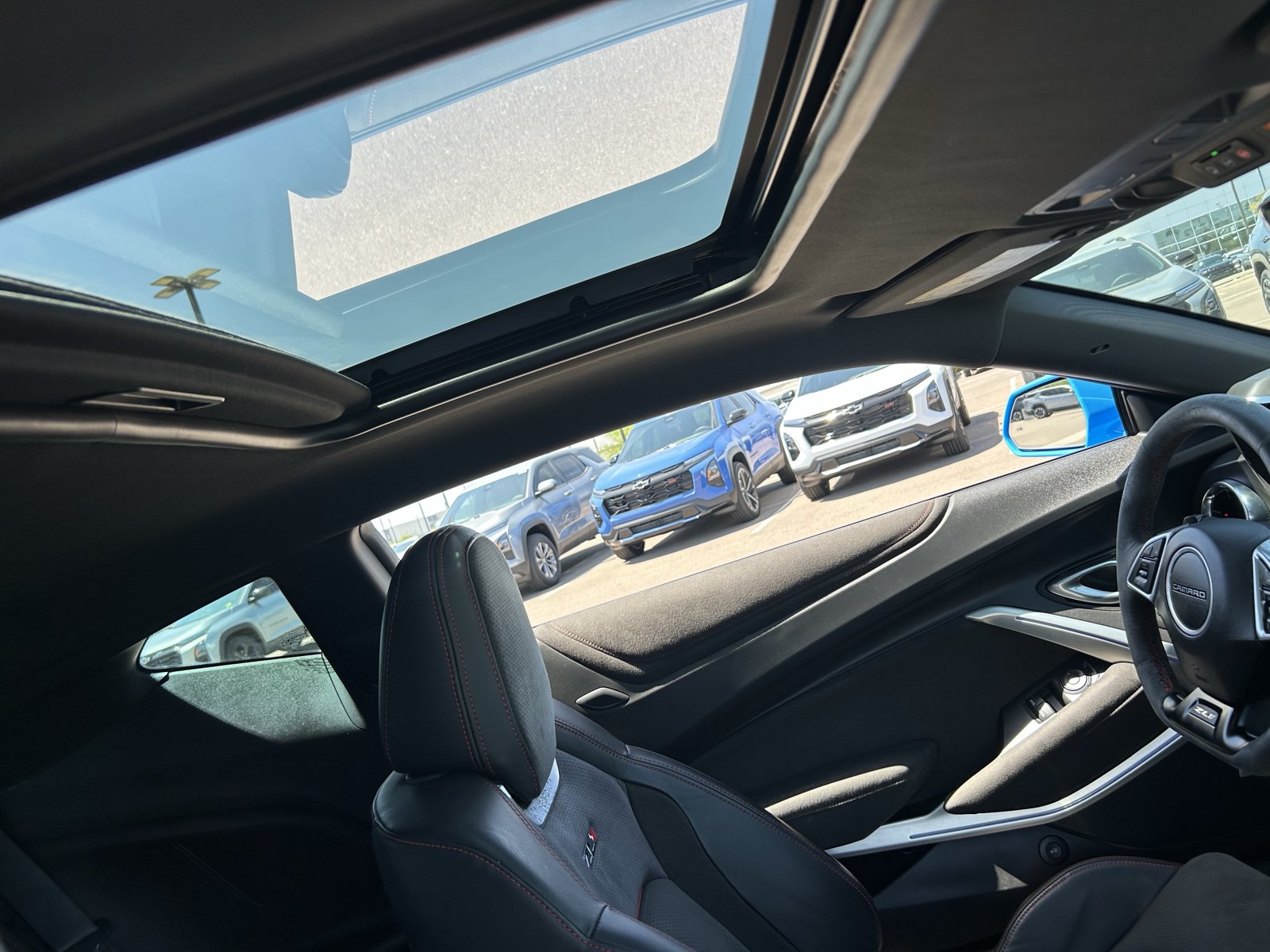 Used 2022 Chevrolet Camaro ZL1 RWD image 10