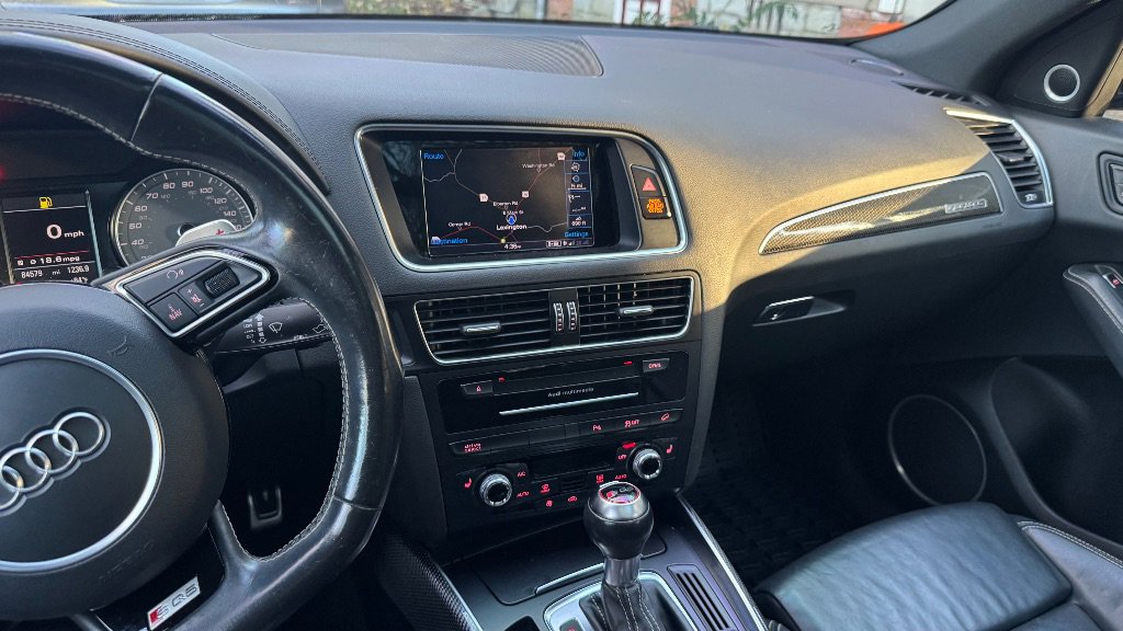 Used 2016 Audi SQ5 Premium Plus w/ Technology Package image 6