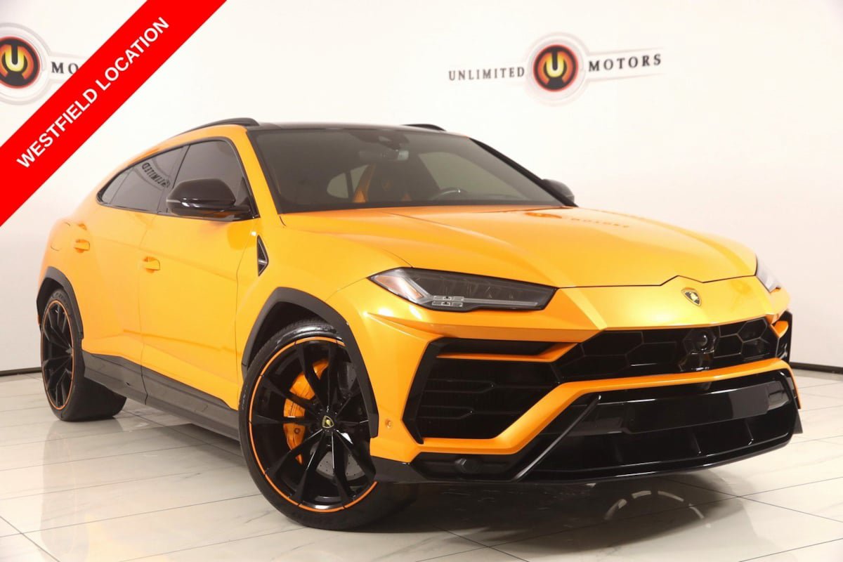 Used 2021 Lamborghini Urus AWD/4WD image 1