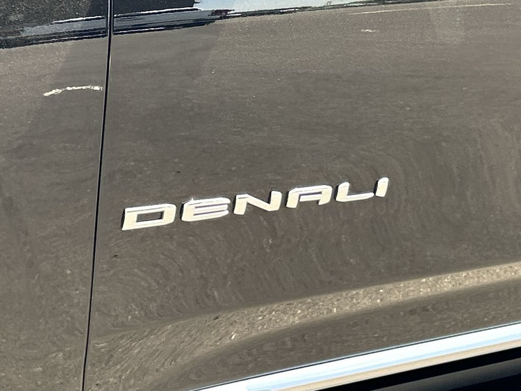 Used 2023 GMC Yukon XL Denali w/ Max Trailering Package AWD/4WD image 32