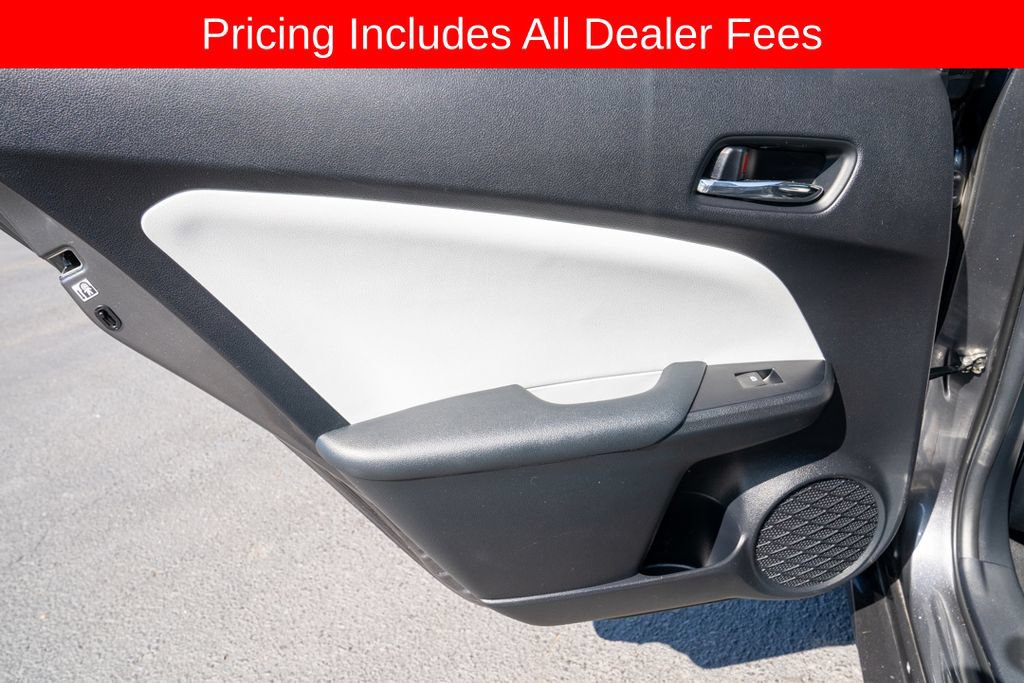 Used 2016 Toyota Prius Four Touring w/ Premium Convenience Package FWD image 9