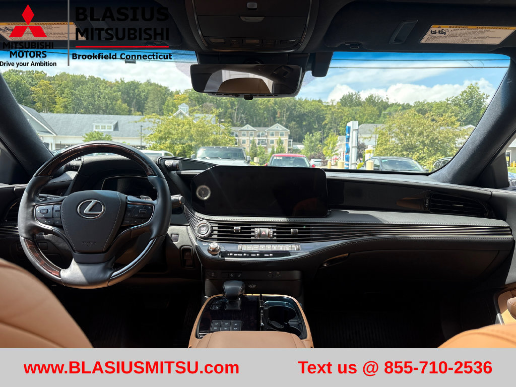 Used 2023 Lexus LS 500 AWD w/ Luxury Package image 34