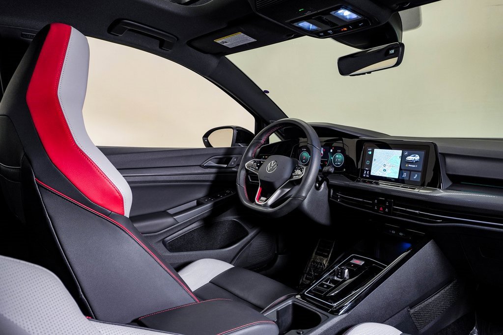 Used 2024 Volkswagen GTI Autobahn image 16