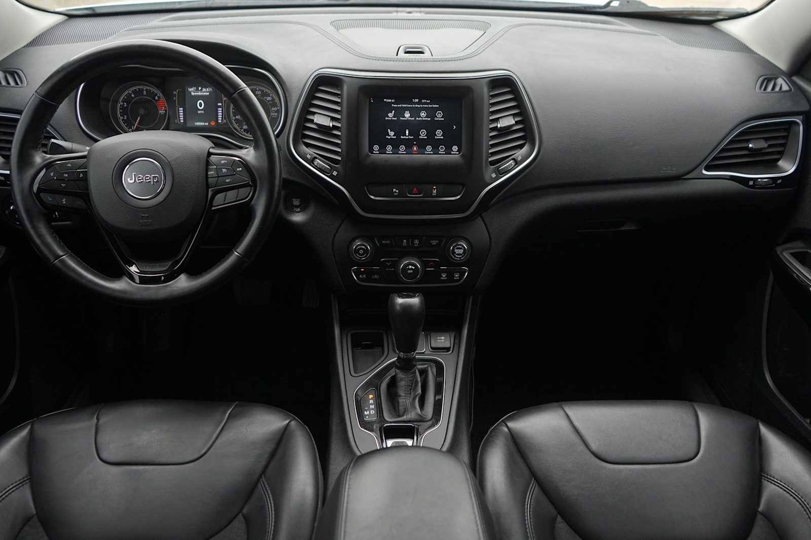 Used 2021 Jeep Cherokee Latitude Plus FWD image 10