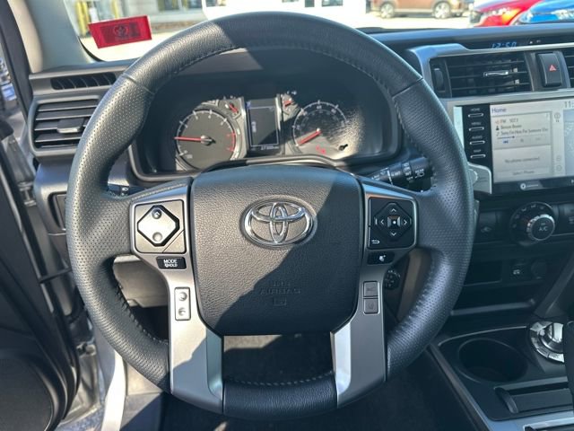 Used 2021 Toyota 4Runner SR5 Premium image 16