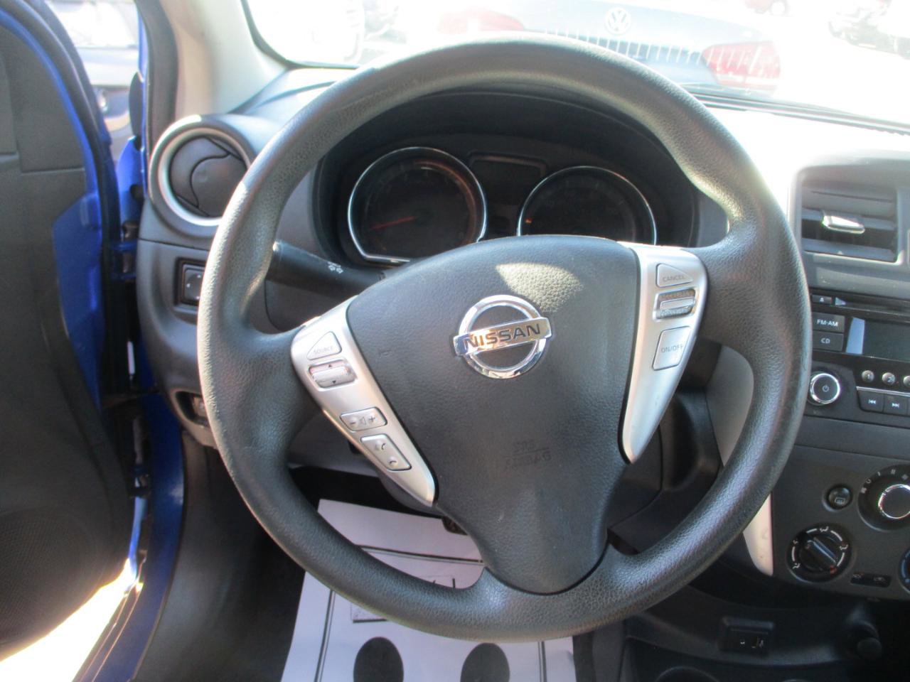 Used 2017 Nissan Versa SV FWD image 11