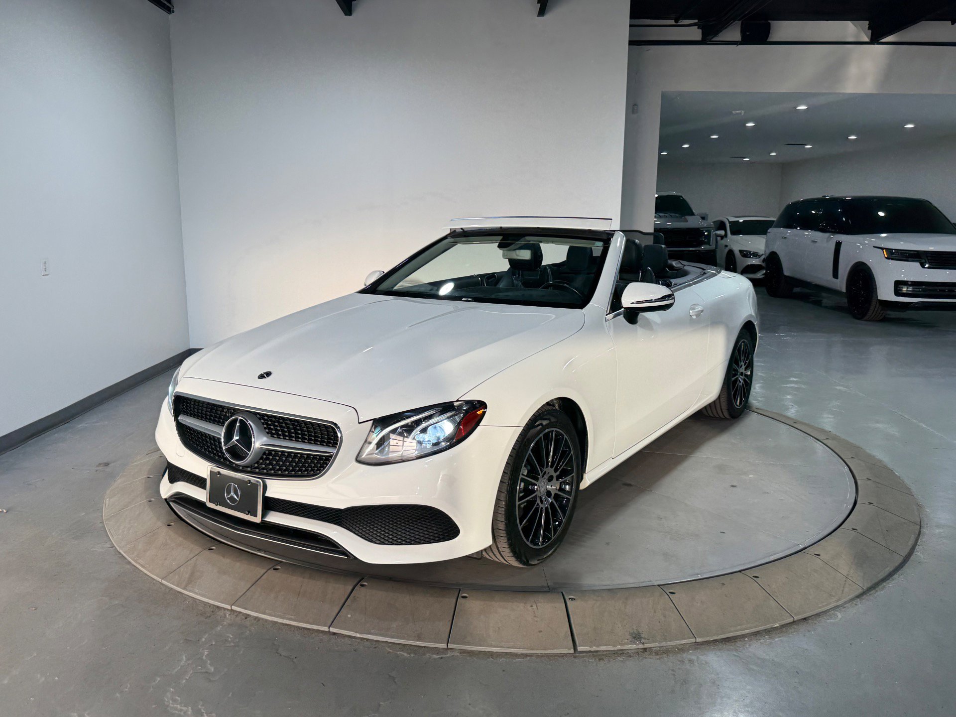 Used 2018 Mercedes-Benz E 400 4MATIC Cabriolet image 8