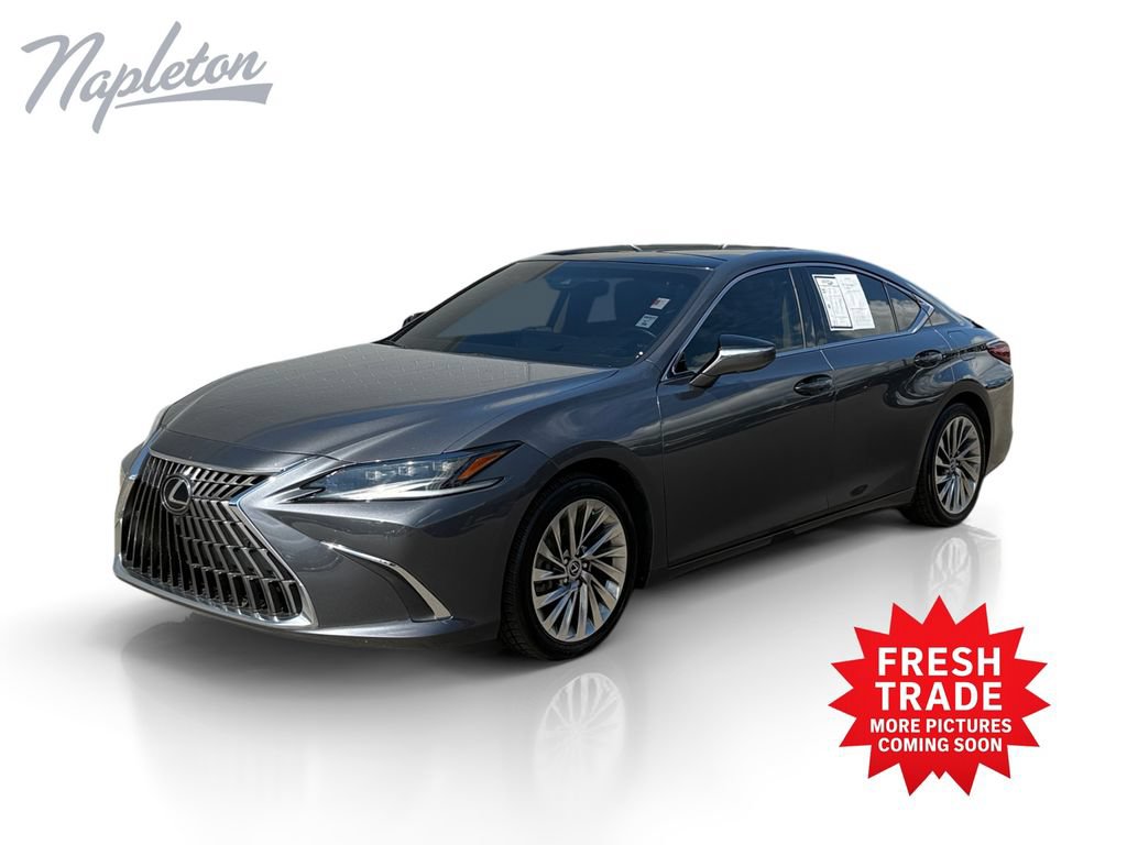 Used 2022 Lexus ES 350 Ultra Luxury w/ Accessory Package 2