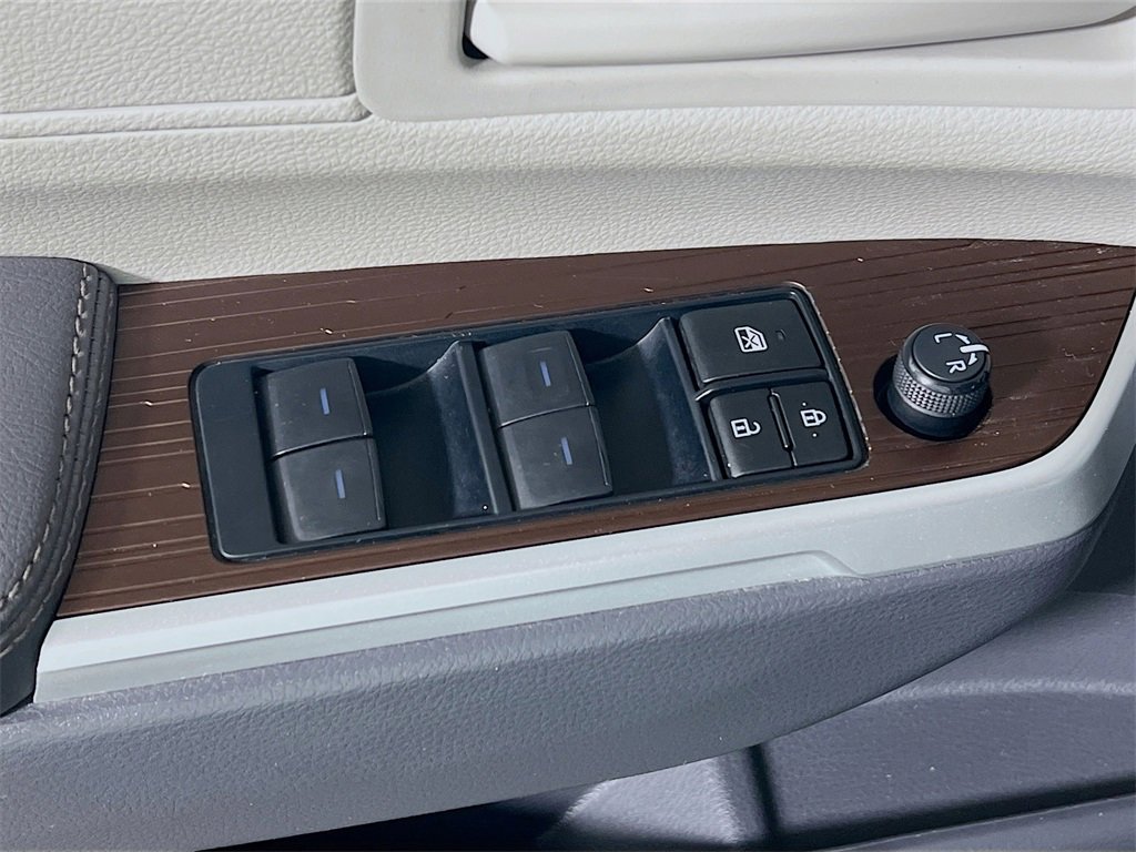 Certified 2024 Toyota Sienna LE image 17