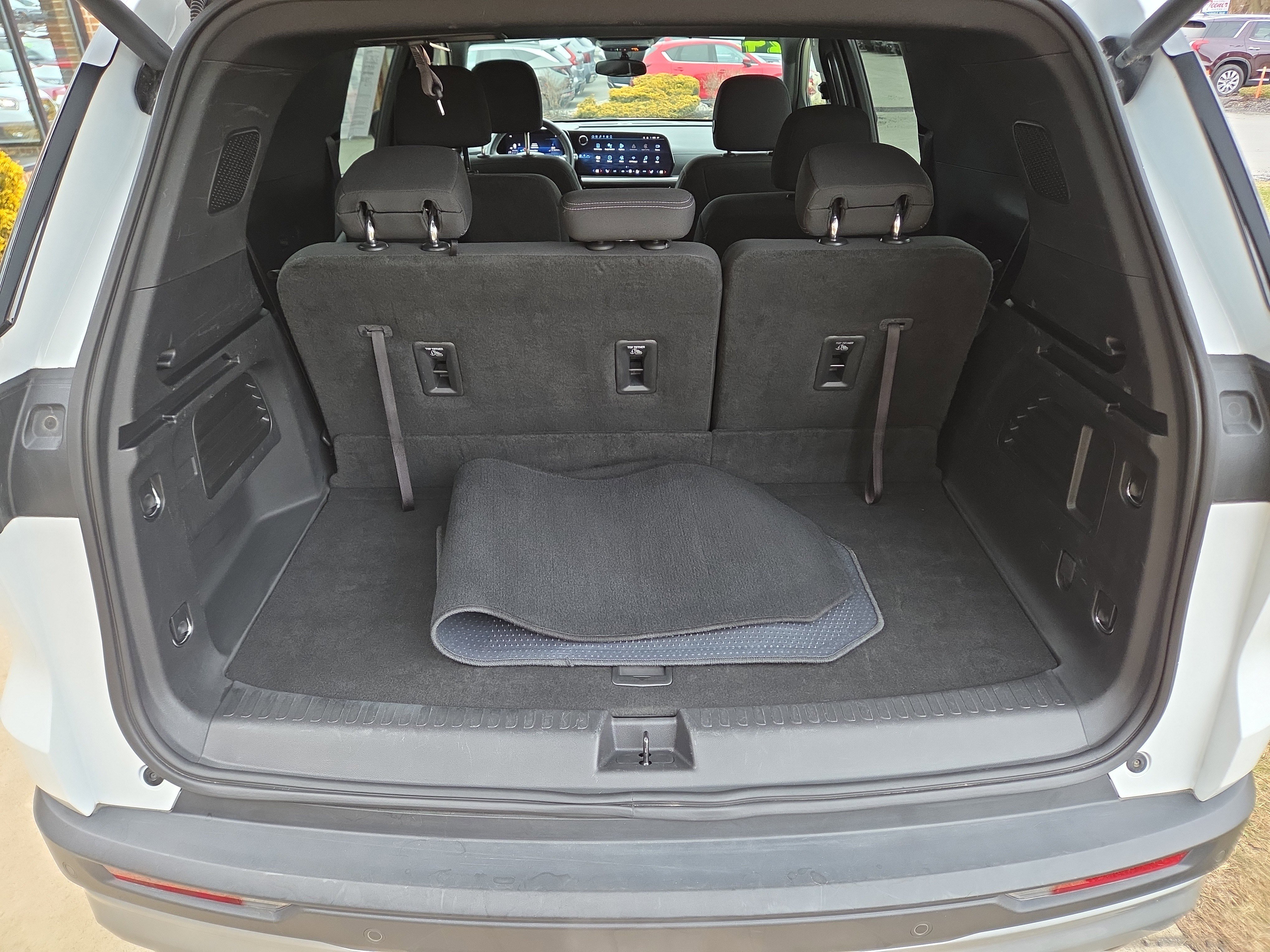 Used 2024 Chevrolet Traverse LT image 5