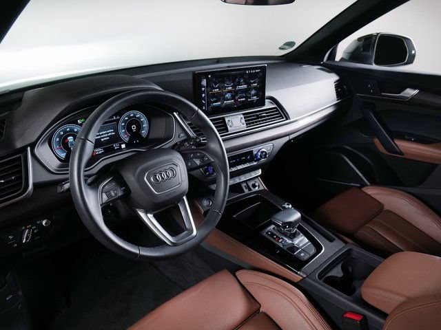 Certified 2025 Audi Q5 Prestige AWD/4WD image 3