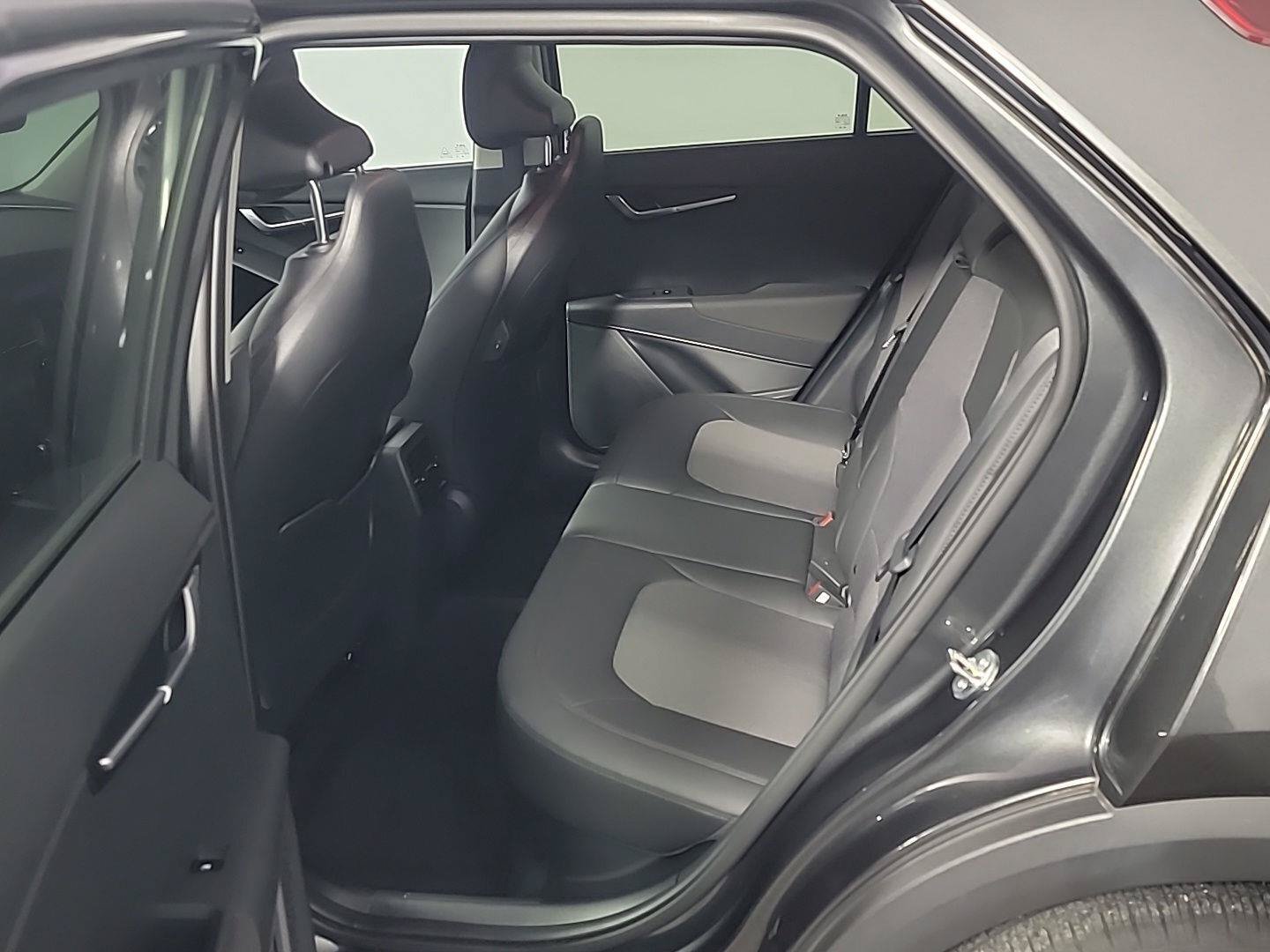 Certified 2023 Kia Niro EX FWD image 16