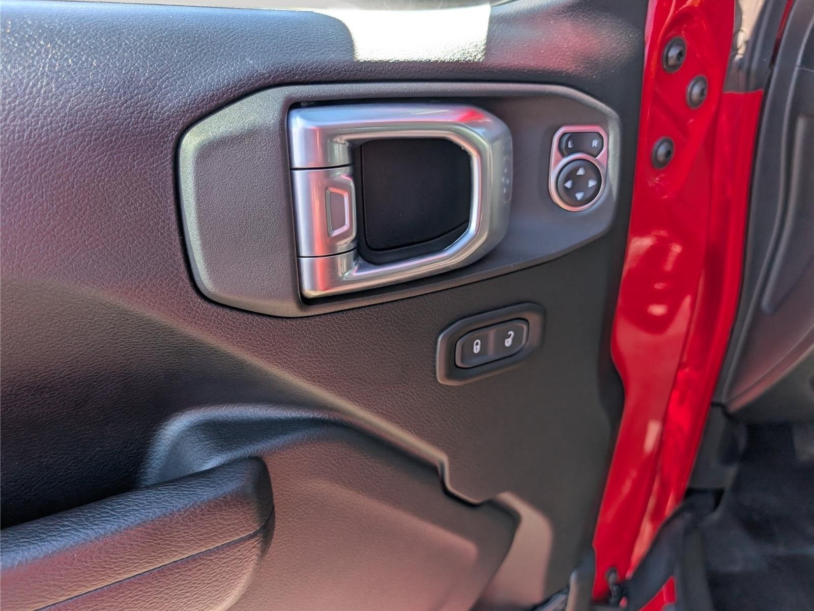 Used 2023 Jeep Wrangler Unlimited Sport AWD/4WD image 19