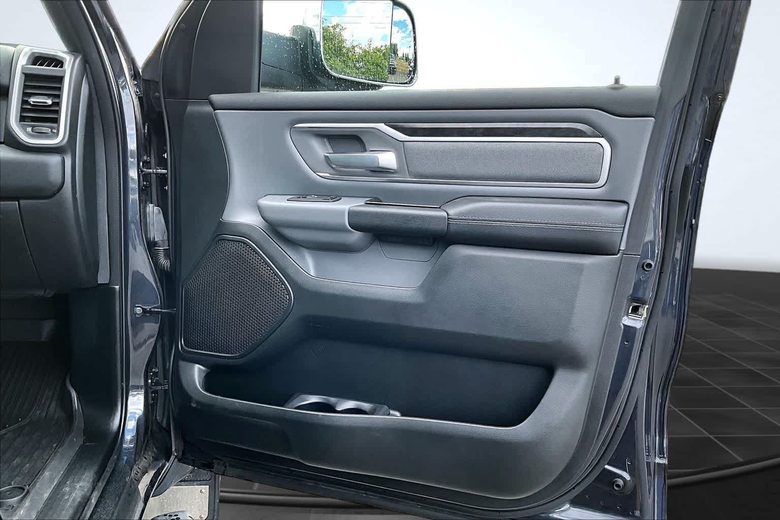 Used 2022 RAM 1500 Big Horn AWD/4WD image 29