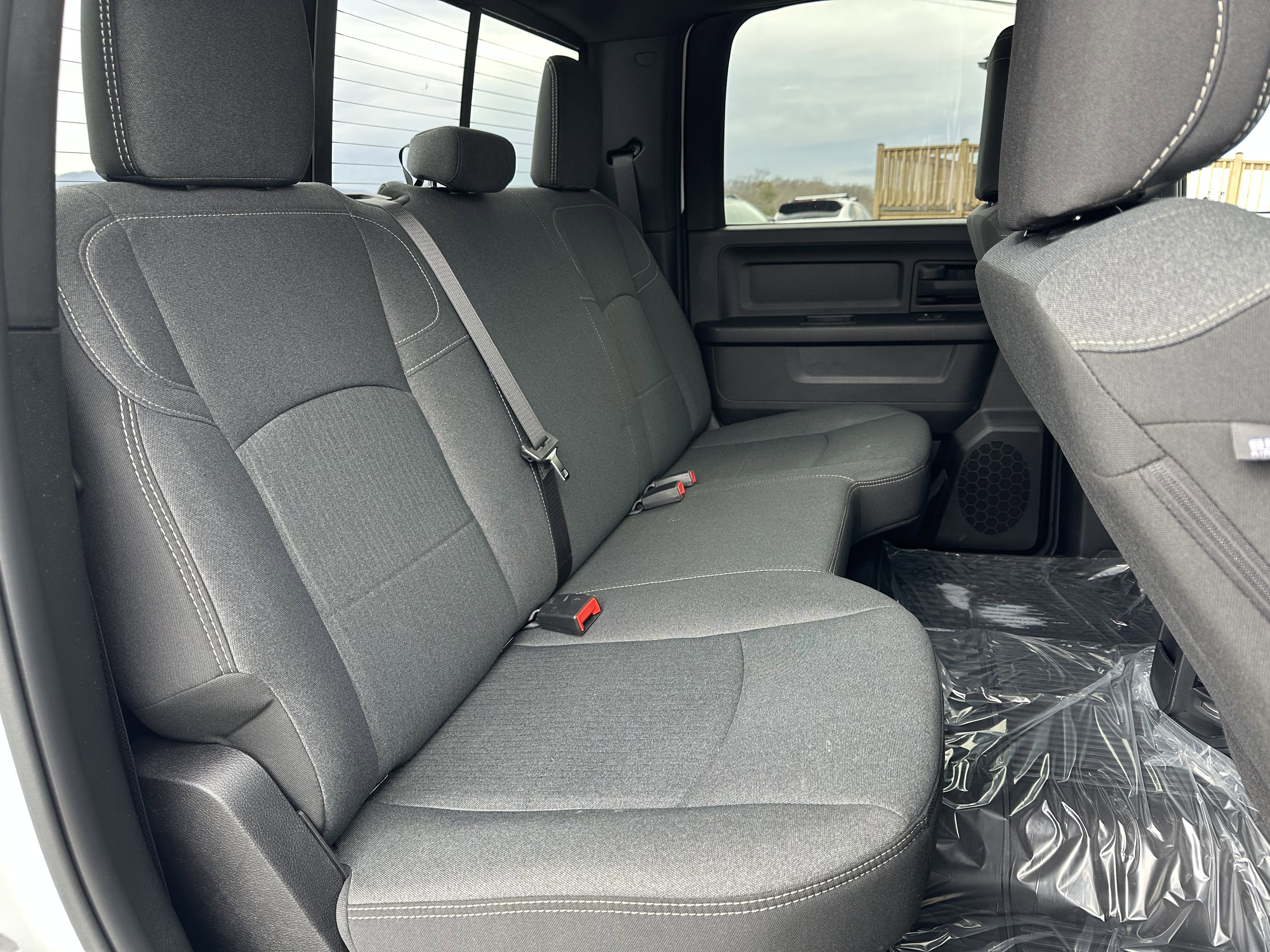 Used 2024 RAM 3500 Tradesman w/ Chrome Appearance Group AWD/4WD image 11