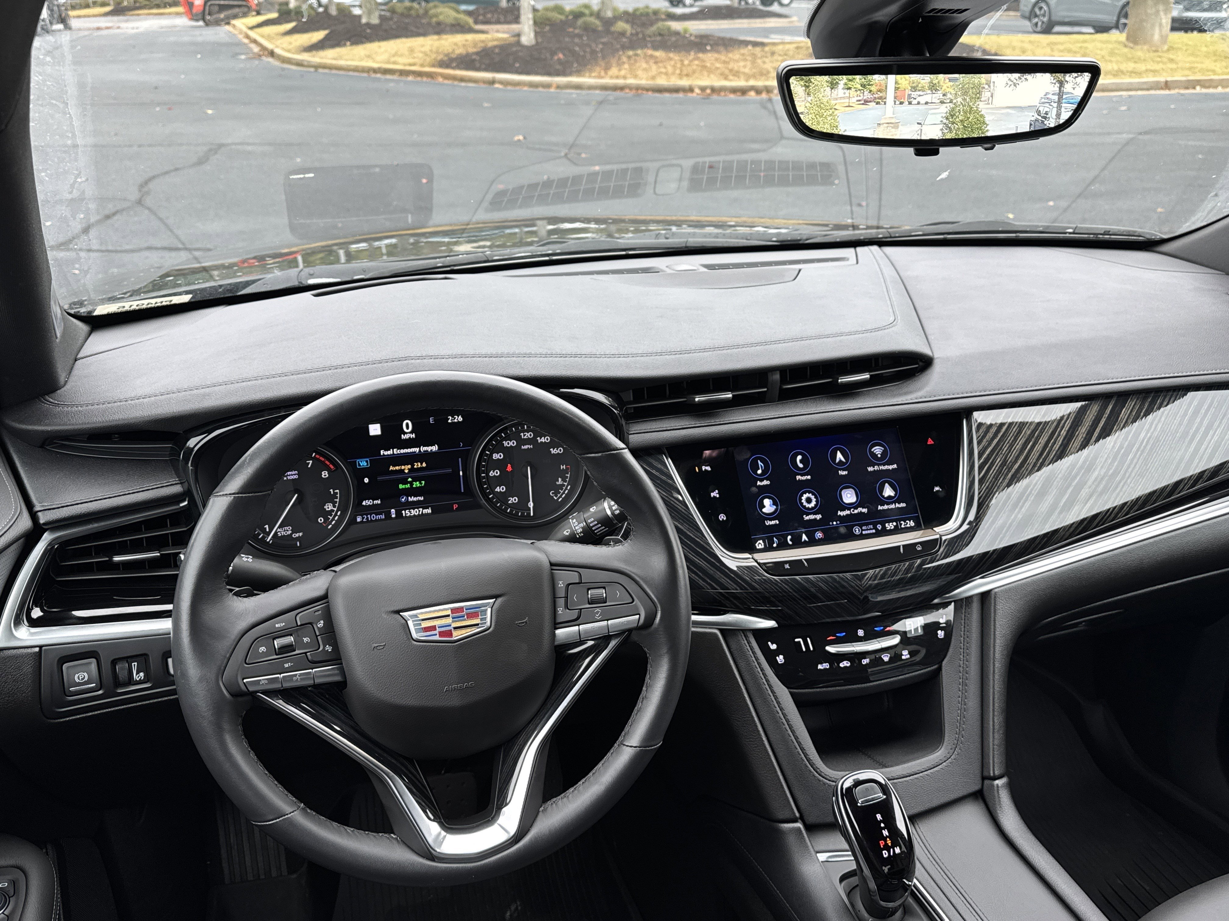 Used 2025 Cadillac XT6 Premium Luxury w/ Technology Package image 28