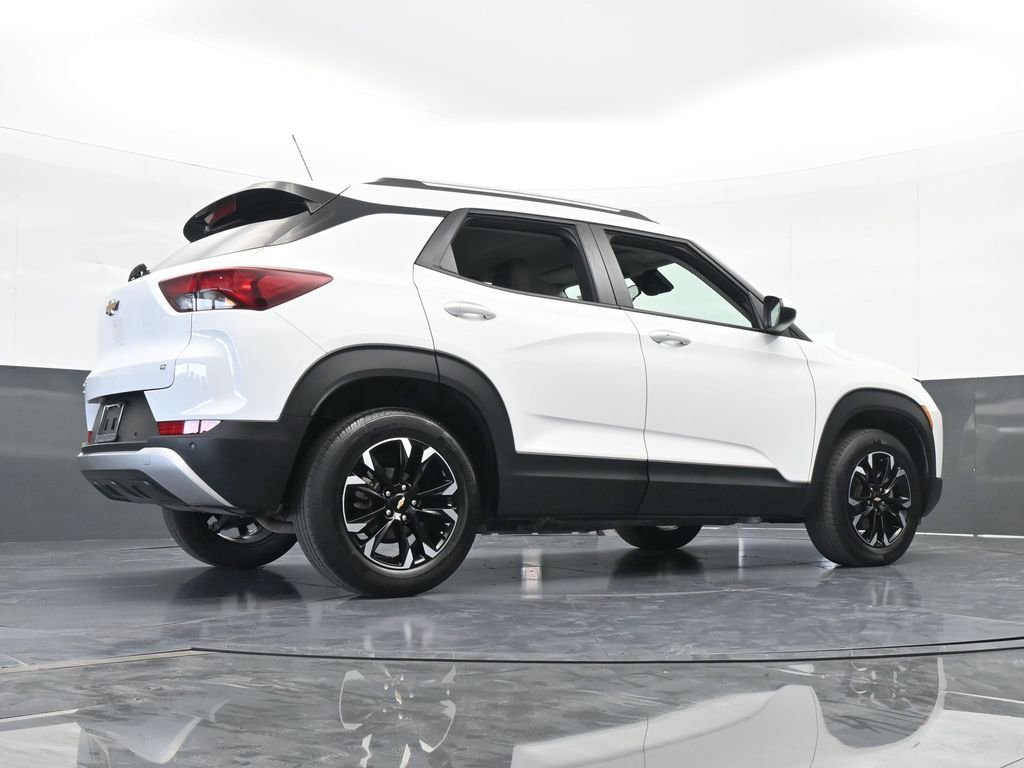 Used 2022 Chevrolet TrailBlazer LT w/ Driver Confidence Package image 54