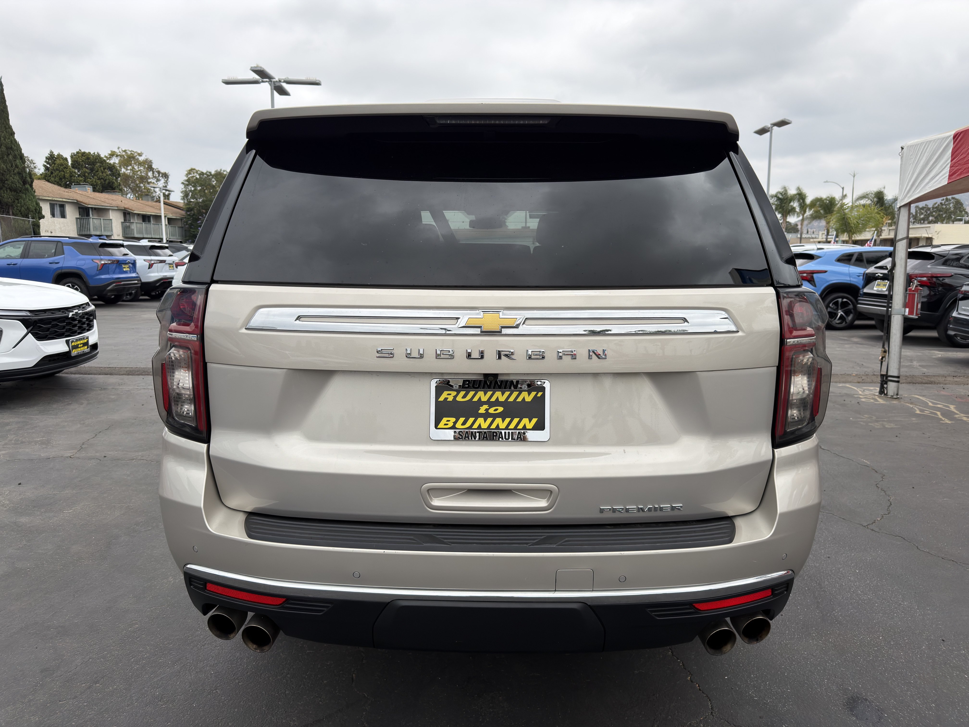 Used 2024 Chevrolet Suburban Premier AWD/4WD image 7