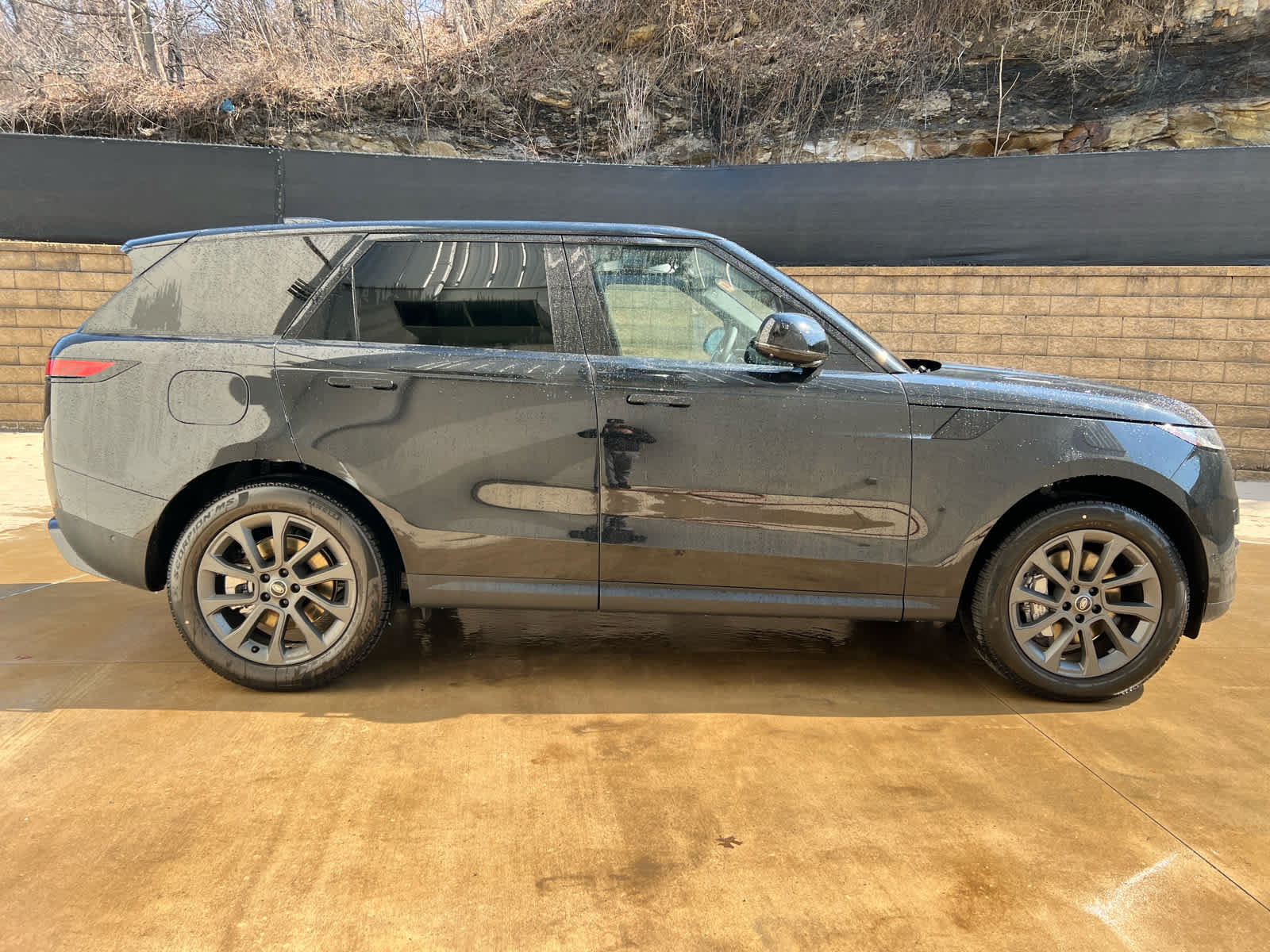 Certified 2025 Land Rover Range Rover Sport AWD/4WD image 7