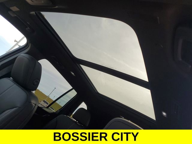 New 2026 GMC Acadia Elevation w/ Black Edition FWD image 13