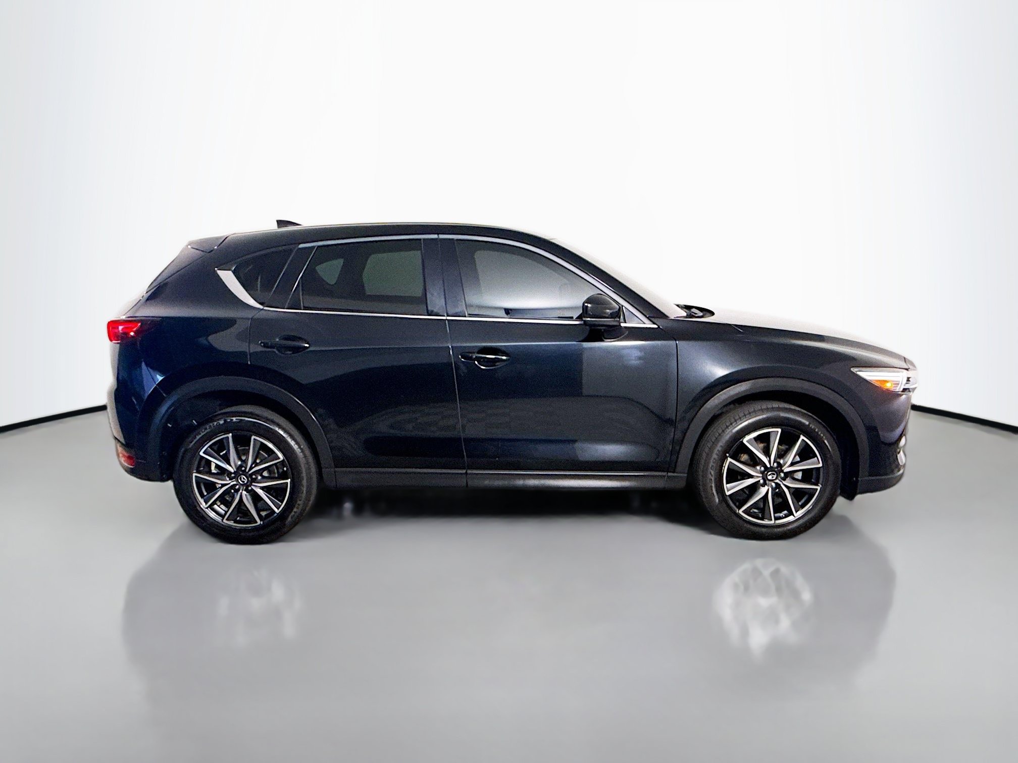Used 2017 MAZDA CX-5 Grand Touring FWD image 11
