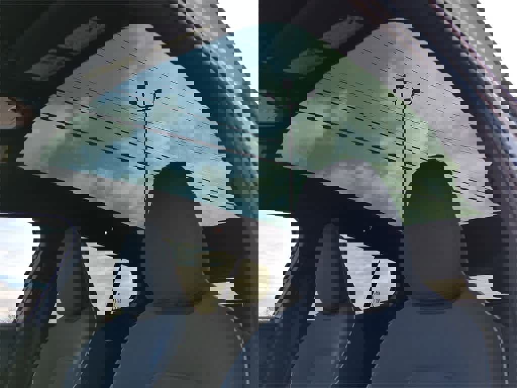 New 2025 Volvo EX30 Plus w/ Climate Package image 11